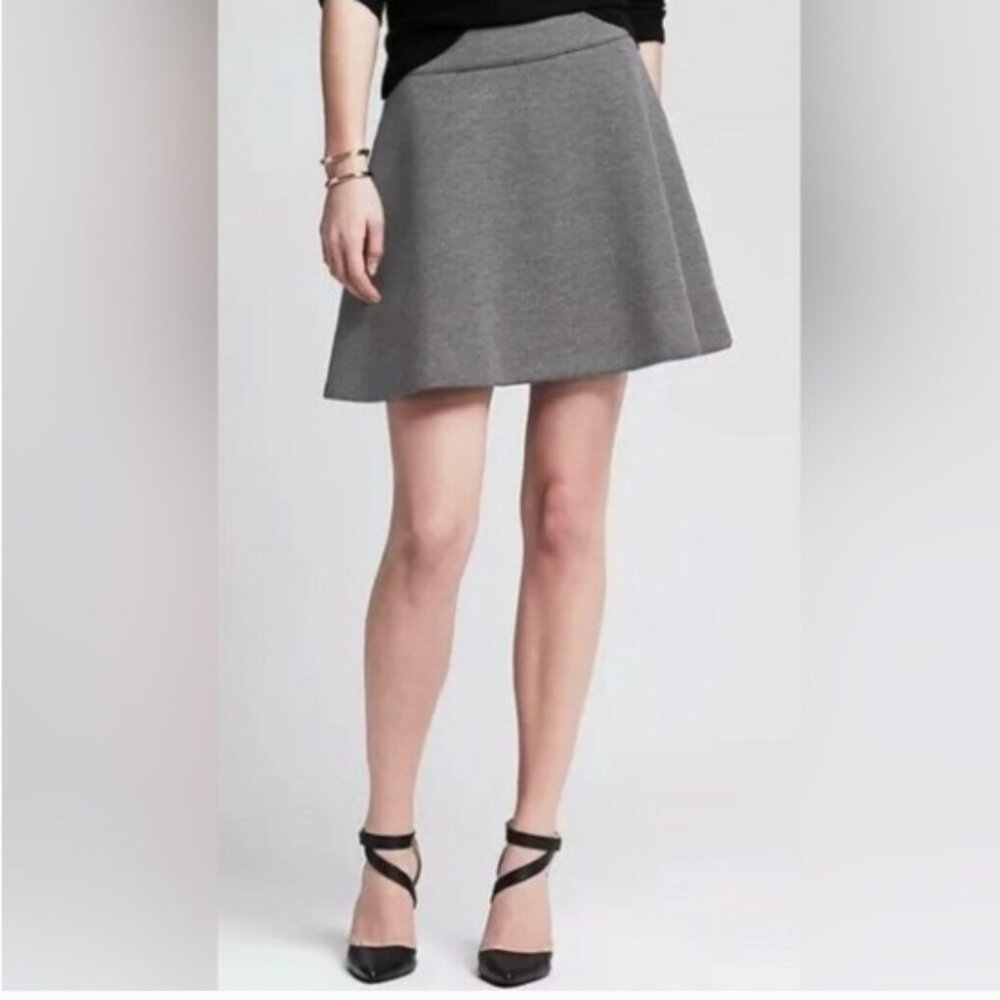 Banana Republic Double-Face Gray Full Skirt, Gray Sky | Size 6